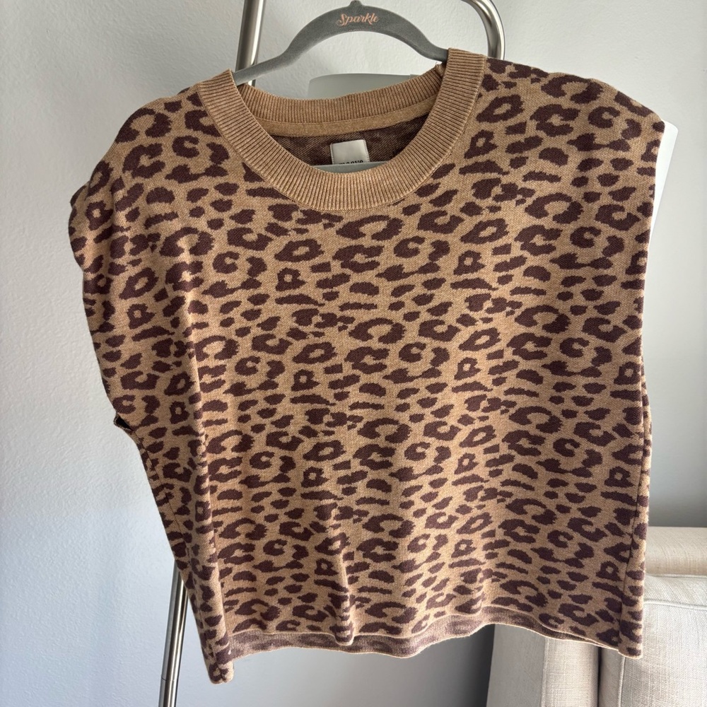 Anthropologie Maeve Noah Leopard Print Sleeveless Sweater size Medium